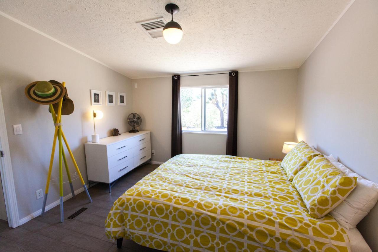 @ Marbella Lane - 10 Acres Oasis Desert Retreat! Джошуа Три Екстериор снимка