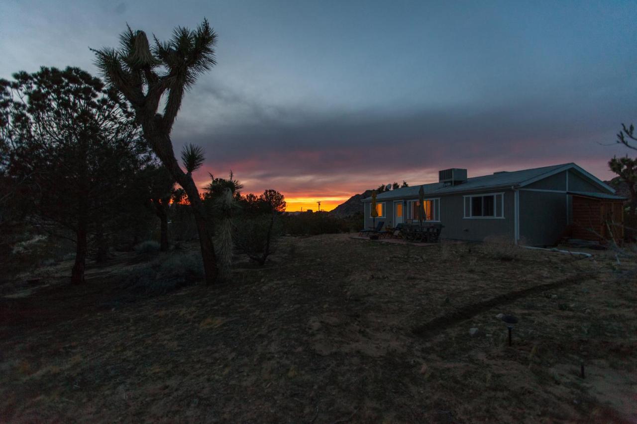 @ Marbella Lane - 10 Acres Oasis Desert Retreat! Джошуа Три Екстериор снимка